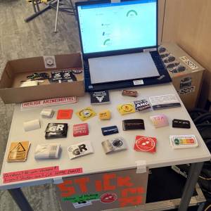 sticker-tisch-38c3.jpg